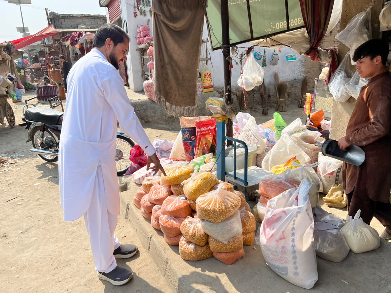 Food distribution camp set up along the route