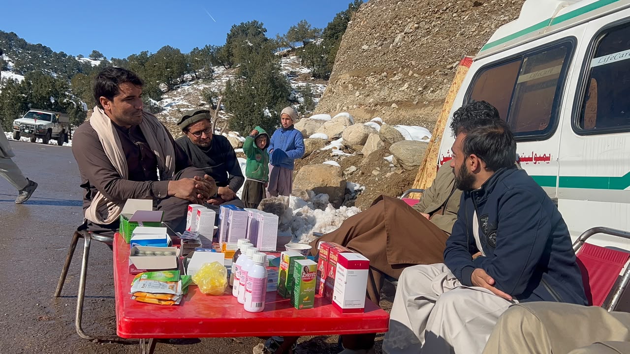 Medical camp for refugees in Tirah