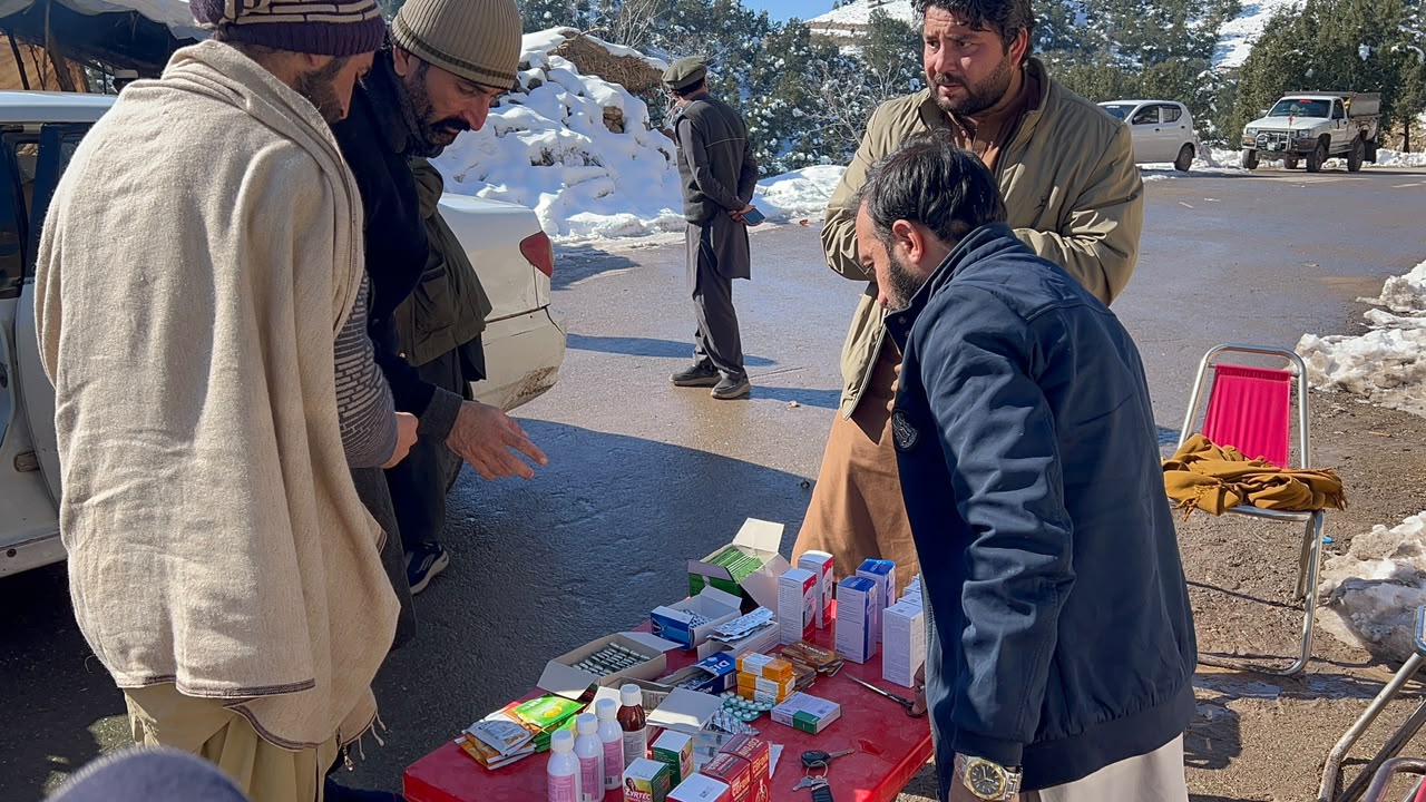 Medical camp for refugees in Tirah