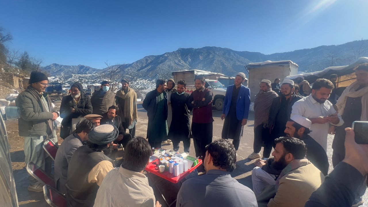 Medical camp for refugees in Tirah